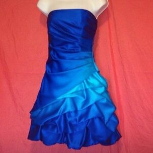 Blue Ombré Short Formal Dress. Size 3/4 worn once